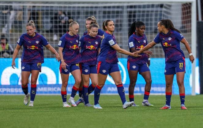 DEU, Frankfurt, Eintracht Frankfurt vs RB Leipzig, Google Pixel Frauen Bundesliga DFB, Saison 2526, Stadion am Bretanobad, 3. Spieltag, im Bild: Leipzig erzielt das Anschlusstor durch Marleen Schimmer (RB Leipzig 14) DFB DFL REGULATIONS PROHIBIT ANY USE OF PHOTOGRAPHS AS IMAGE SEQUENCES AND OR QUASI-VIDEO, 22.09.2025, Copyright: HMBxMedia HendrikxHamelau