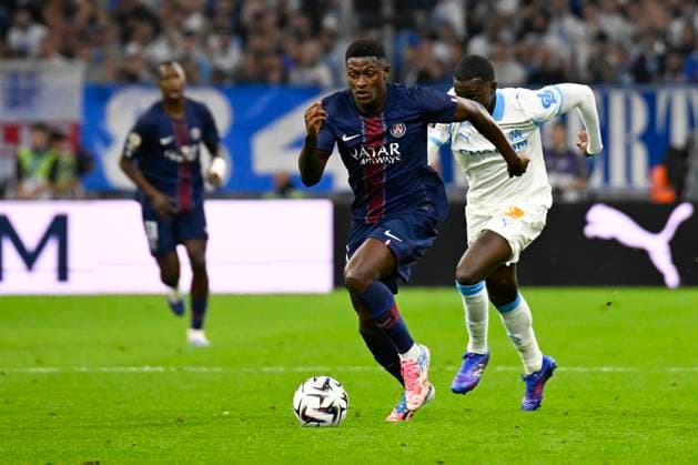 FOOTBALL : Olympique de Marseille VS Paris Saint Germain - Ligue 1 McDonald s - 22 09 2025 Nuno Mendes (PSG) - Ligue 1 Mcdonald s match between Olympique de Marseille and Paris Saint Germain on September 22, 2025 at the Orange Velodrome Stadium in Marseille. MarseilleFrance  Copyright: xWilliamxCannarellax