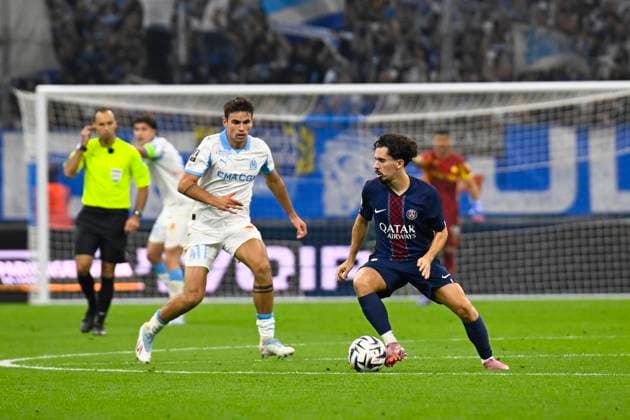 FOOTBALL : Olympique de Marseille VS Paris Saint Germain - Ligue 1 McDonald s - 22 09 2025 Vitinha (PSG) - Ligue 1 Mcdonald s match between Olympique de Marseille and Paris Saint Germain on September 22, 2025 at the Orange Velodrome Stadium in Marseille.a MarseilleFrance  Copyright: xWilliamxCannarellax
