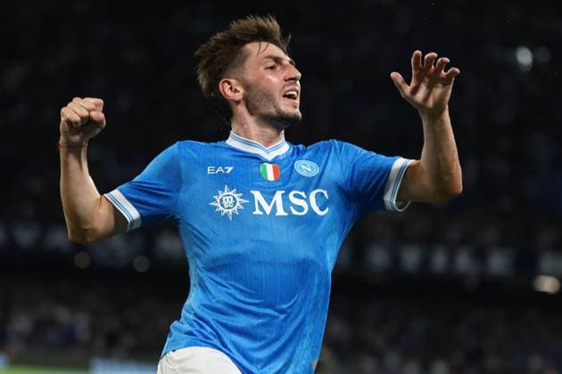 Billy Gilmour of SSC Napoli celebrates after scoring the goal of 1-0 during the Serie A 2025 2026 football match between SSC Napoli and Pisa Sporting Club at Diego Armando Maradona stadium in Naples (Italy), September 22nd, 2025. CesarexPurini