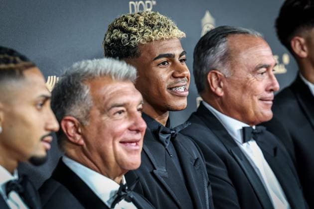 69eme cérémonie du Ballon d’Or PHOTOPQR LE PARISIEN LP Fred Dugit ; Paris ; 22 09 2025 ; Sports Paris (Ier), le 22 09 2025 Tapis rouge de la 69eme cérémonie du Ballon d’Or au théâtre du Châtelet. Lamine Yamal LP Fred Dugit Paris; 09 22 2025; 69th Ballon d’Or ceremony at Chatellet