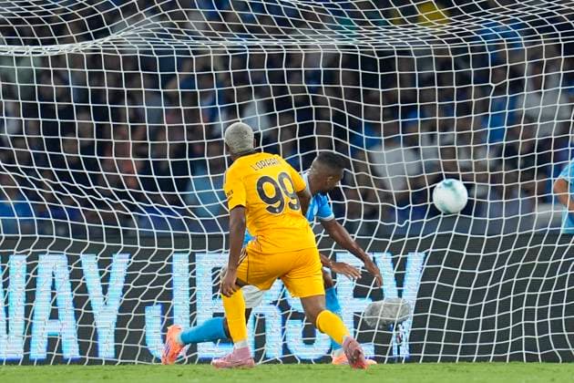 Lorran (Pisa SC) scores his team s second goal, Serie A, SSC Napoli v Pisa SC, Diego Maradona Stadium, September 22, 2025, Napoli, Italy.