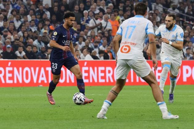 McDonald s Ligue 1 match between Olympique de Marseille and PSG at the Orange Velodrome, 22 September 2025. Le Classico with OM victory. - 22 09 2025 - France Bouches-du-Rhone Marseille -  SylvainxRostaingx xLexPictorium LePictorium_0315262