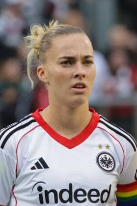 22.09.2025, xgrfx, Fussball Google Pixel Frauen-Bundesliga, Eintracht Frankfurt - RB Leipzig v.l. Laura Freigang (Eintracht Frankfurt) (DFL DFB REGULATIONS PROHIBIT ANY USE OF PHOTOGRAPHS as IMAGE SEQUENCES and or QUASI-VIDEO) Frankfurt am Main