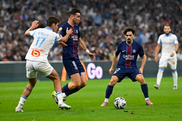 FOOTBALL : Olympique de Marseille VS Paris Saint Germain - Ligue 1 McDonald s - 22 09 2025 Fabian Ruiz (PSG) - Ligue 1 Mcdonald s match between Olympique de Marseille and Paris Saint Germain on September 22, 2025 at the Orange Velodrome Stadium in Marseille. MarseilleFrance  Copyright: xWilliamxCannarellax