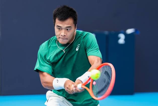 BEIJING, CHINA - SEPTEMBER 23: Sun Fajing of China competes in the Men s Singles Qualifying first round match against Terence Atmane of France on day 2 of the 2025 China Open at National Tennis Center on September 23, 2025 in Beijing, China.  Copyright: xVCGx 111592710121