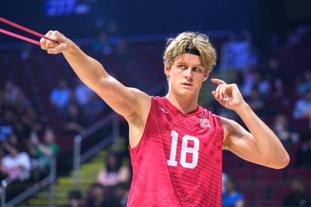 September 22, 2025, Pasay City, Manila, Philippines: USA vs Slovenia during the FIVB Mens Volleyball World Championship, WM, Weltmeisterschaft 2025 in Manila, Philippines. USA warm up. Cooper ROBINSON Pasay City Philippines - ZUMAr144 20250922_zap_r144_052 Copyright: xJaynexRussellx