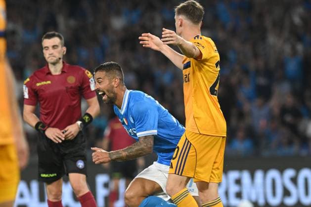 Leonardo Spinazzola of SSC Napoli celebrates after scoring goal during the Seie A Enelive match between SSC Napoli vs Pisa FC 1909 at Diego Armndo Maradona Stadium  Copyright: xDaniloxGemito IPAxSportx xipa-agency.netx xx IPA_65550991 IPA_Agency_IPA65550991