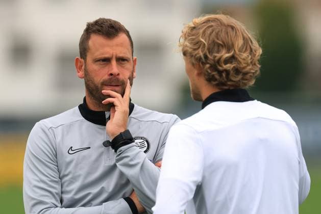SOCCER - UEFA EL, Midtjylland vs Sturm GRAZ,AUSTRIA,23.SEP.25 - SOCCER - UEFA Europa League, FC Midtjylland vs SK Sturm Graz, preview, training Sturm. Image shows head coch Juergen Saeumel (Sturm).  GEPAxpictures xMarioxBuehner-Weinrauch