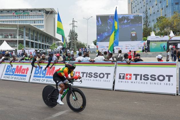 2025 UCI Road World Championships Picture by Alex Whitehead SWpix.com - 23 09 2025 - Cycling - 2025 UCI Road World Championships - BK Arena to Kigali Convention Centre, Kigali, Rwanda - Women Junior Individual Time Trial (ITT) Podium - Rahel Gimbato (Ethiopia) Copyright: x xSWpix.comx(t axPhotographyxHubxLtd)xAlexxWhitehead SWpix.comx SWP-3030-5867