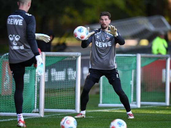23.09.2025, xophax, Fussball , 1.FC Köln 1.FC Köln, Fussball-Bundesliga Saison 2025 2026 , Training Ron Robert Zieler (DFL DFB REGULATIONS PROHIBIT ANY USE OF PHOTOGRAPHS as IMAGE SEQUENCES and or QUASI-VIDEO) Köln