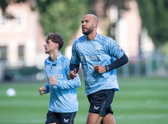 Fussball, Herren, Saison 2025 26, 2. Bundesliga, Hertha BSC, Training, v.l. Maurice Krattenmacher (Hertha BSC), John Anthony Brooks (Hertha BSC), 23.09. 2025,
