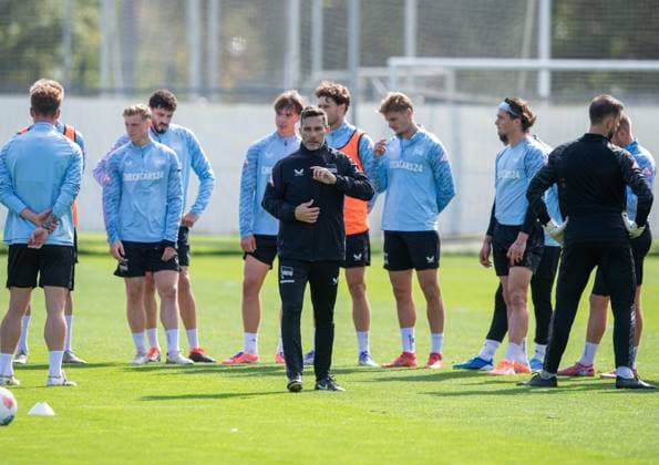 Fussball, Herren, Saison 2025 26, 2. Bundesliga, Hertha BSC, Training, Trainer Stefan Leitl (Hertha BSC), 23.09. 2025,