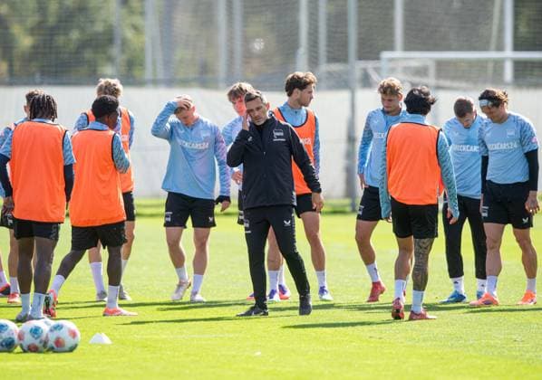 Fussball, Herren, Saison 2025 26, 2. Bundesliga, Hertha BSC, Training, Trainer Stefan Leitl (Hertha BSC), 23.09. 2025,