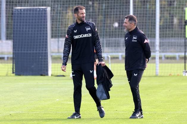 DEU, DFL, 2. FBL Hertha BSC, Training, 23.09.2025, Sportforum, Berlin, DEU, DFL, 2. FBL Hertha BSC, Training, im Bild Cheftrainer Stefan Leitl (Hertha BSC Berlin), Co-Trainer Andre Mijatovic (Hertha BSC Berlin) DFL - regulations prohibit any use of Photographs as image sequences and or quasi-video