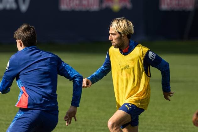 GER, Training RB Leipzig 23.09.2025, Trainingszentrum am Cottaweg, Leipzig, GER, Training RB Leipzig Kevin Kampl (RB Leipzig 44) Â