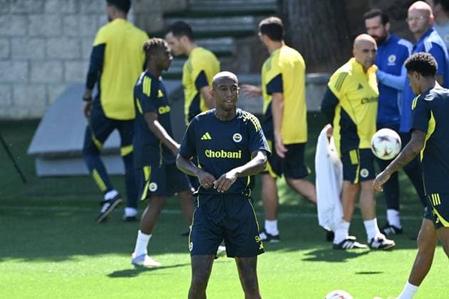 Ahead of the Dinamo Zagreb v Fenerbahce - UEFA Europa League ISTANBUL, TURKIYE - SEPTEMBER 23: Anderson Talisca of Fenerbahce attends the training session ahead of the UEFA Europa League first week match between Dinamo Zagreb and Fenerbahce at Can Bartu Facilities in Istanbul, Turkiye on September 23, 2025. Ahmet Okatali Anadolu Istanbul Turkey. Editorial use only. Please get in touch for any other usage.  Copyright: x2025xAnadoluxAhmetxOkatalix