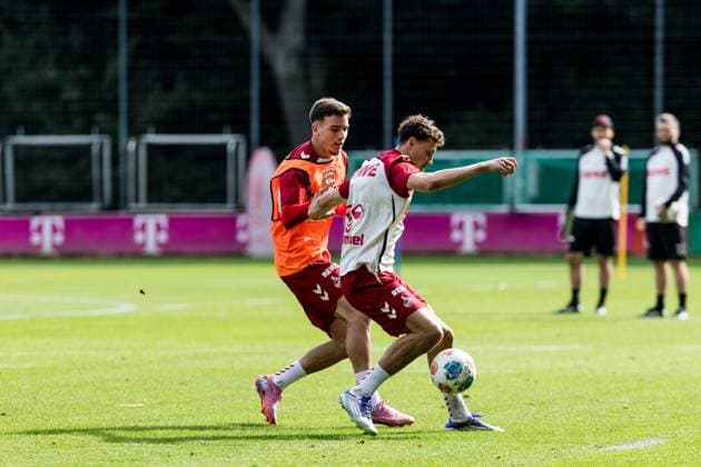 Training 1. FC Köln; 23.09.2025 Zweikampf Said El Mala (1. FC Köln, 13), Eric Martel (1. FC Köln, 6) Training 1. FC Köln; Geissbockheim, 23.09.2025 Copyright: xBEAUTIFULxSPORTS Wunderlx