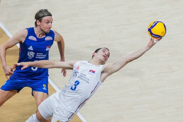 (250923) -- PASAY CITY, Sept. 23, 2025 -- Stefan Negic (front) of Serbia competes during the round of 16 match between Serbia and Iran at the FIVB Men s World Championship, WM, Weltmeisterschaft 2025 in Pasay City, the Philippines, on September 23, 2025. ) (SP)PHILIPPINES-PASAY CITY-VOLLEYBALL-FIVB MEN S WORLD CHAMPIONSHIP 2025-SRB VS IRI ROUELLExUMALI 