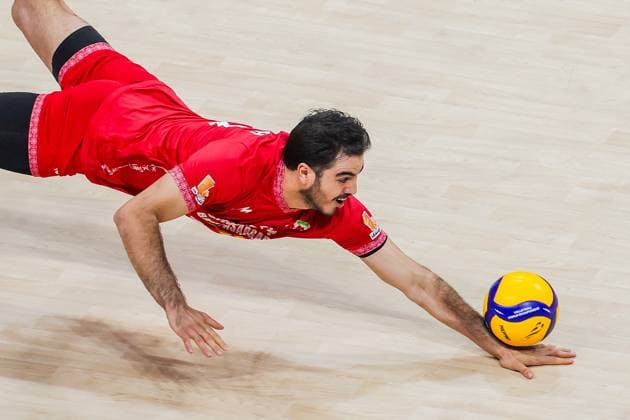 (250923) -- PASAY CITY, Sept. 23, 2025 -- Morteza Sharifi of Iran competes during the round of 16 match between Serbia and Iran at the FIVB Men s World Championship, WM, Weltmeisterschaft 2025 in Pasay City, the Philippines, on September 23, 2025. ) (SP)PHILIPPINES-PASAY CITY-VOLLEYBALL-FIVB MEN S WORLD CHAMPIONSHIP 2025-SRB VS IRI ROUELLExUMALI 