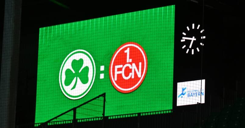 23.09.2025 - Fussball - Saison 2025 2026 - Regionalliga Bayern - 10. Spieltag: SpVgg Greuther Fürth Fuerth II U23 ( Kleeblatt ) - 1. FC Nürnberg II FCN ( Club ) - - xwoxzix - Anzeigetafel