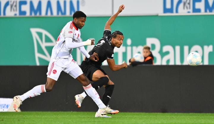 23.09.2025 - Fussball - Saison 2025 2026 - Regionalliga Bayern - 10. Spieltag: SpVgg Greuther Fürth Fuerth II U23 ( Kleeblatt ) - 1. FC Nürnberg II FCN ( Club ) - - xwoxzix - Winners Osawe (38, 1. FC Nürnberg FCN II ) David Abrangao (2, SpVgg Greuther Fürth II )