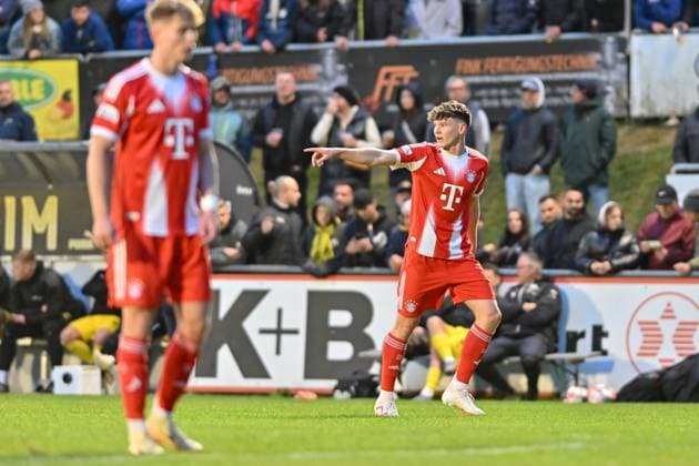 Regionalliga Bayern; DJK Vilzing- FC Bayern München II; 23.09.2025 Im Bild Richard Christian MEIER (FC Bayern Muenchen II 11) Einzelfoto Freisteller Regionalliga Bayern: DJK Vilzing - FC Bayern Amateure; Manfred-Zollner Stadion am 23.09.2025 Copyright: xBEAUTIFULxSPORTS Goldbergx