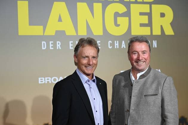 v.l. Bernhard LANGER, Golfprofi, Erwin LANGER, Bruder von Bernhard Langer, Roter Teppich, Red Carpet Show, Ankunft, arrival, Filmpremiere Filmpremiere BERNHARD LANGER - Der Ewige Champion am 23.09.2025 im Cinedom-Kino in Koeln, Â