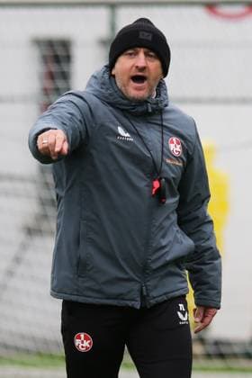 23.09.2025, xmohx, Fussball 2.Bundesliga, 1.FC Kaiserslautern - Training v.l. Trainer Torsten Lieberknecht (1. FC Kaiserslautern) (DFL DFB REGULATIONS PROHIBIT ANY USE OF PHOTOGRAPHS as IMAGE SEQUENCES and or QUASI-VIDEO) Kaiserslautern