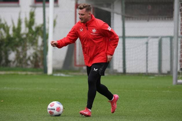 23.09.2025, xmohx, Fussball 2.Bundesliga, 1.FC Kaiserslautern - Training v.l. Marlon Ritter (1. FC Kaiserslautern) (DFL DFB REGULATIONS PROHIBIT ANY USE OF PHOTOGRAPHS as IMAGE SEQUENCES and or QUASI-VIDEO) Kaiserslautern