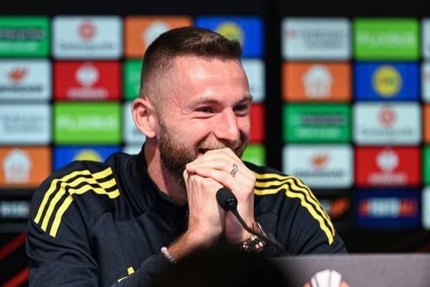 Ahead of the Dinamo Zagreb v Fenerbahce - UEFA Europa League ZAGREB, CROATIA - SEPTEMBER 23: Fenerbahce’s Milan Skriniar speaks during a press conference, PK, Pressekonferenz at Maksimir Stadium ahead of the UEFA Europa League group stage week 1 match against Dinamo Zagreb in Zagreb, Croatia, on September 23, 2025. Elif Ozturk Anadolu Zagreb Croatia. Editorial use only. Please get in touch for any other usage.  Copyright: x2025xAnadoluxElifxOzturkx