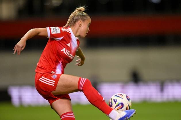 Fußball, Google Pixel Frauen Bundesliga, 20250923, FC Bayern München - SC Freiburg. Im Bild Giulia GWINN (Bayern, 7). München FC Bayern Campus Bayern Deutschland Copyright: Passion2Press MarkusxFischerx