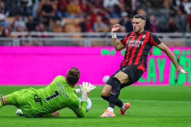 AC Milan vs US Lecce - Coppa Italia 2025 26 - 23 09 2025 Santiago Gimenez of AC Milan seen in action during Coppa Italia 2025 26 football match between AC Milan and US Lecce at San Siro Stadium Copyright: xBEAUTIFULxSPORTS Carabellix