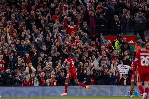 Football - Football League Cup - 3rd Round - Liverpool FC v Southampton FC LIVERPOOL, ENGLAND - Tuesday, September 23, 2025: Liverpool s Alexander Isak celebrates after scoring the first goal during the Football League Cup 3rd Round match between Liverpool FC and Southampton FC at Anfield. (Photo by David Rawcliffe Propaganda) LIVERPOOL Anfield MERSEYSIDE ENGLAND  Copyright: xDavidxRawcliffex P2025-09-23-Liverpool_Southampton-34