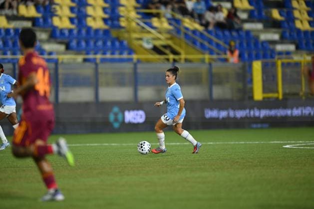Flaminia Simonetti (20) Lazio Women control the ball during the Final Four Serie A Women s cup 2025 2026 football match between Roma Femminile vs Lazio Women on September 23, 2025 at the Stadium Romeo Menti, Castellammare di Stabia (NA) Italy  Copyright: xSalvatorexVaro IPAxSportx xipa-agency.netx xx IPA_65614409 IPA_Agency_IPA65614409