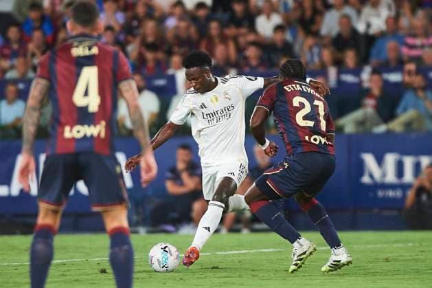 Vinicius Junior, Vini Jr (Real Madrid CF) during the LaLiga EA Sports match between Levante UD and Real Madrid at Ciudad de Valencia on September 23, 2025 in Valencia, Spain. (Photo by Maria Jose Segovia DeFodi Images) Vinicius Junior, Vini Jr Real Madrid CF during the LaLiga EA Sports match between Levante UD and Real Madrid at Ciudad de Valencia on September 23, 2025 in Valencia, Spain Photo by Maria Jose Segovia DeFodi Images