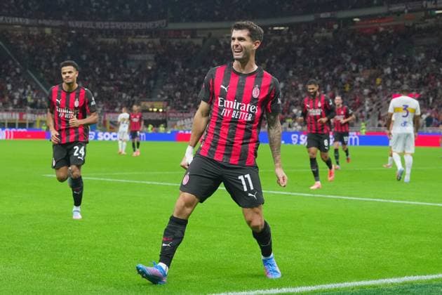 AC Milan s Christian Pulisic celebrates after scoring 3-0 during the round of 32 Frecciarossa Italian Cup 2025 2026 soccer match between Milan and Lecce at San Siro Stadium in Milan , North Italy , Tuesday , September 23 , 2025 . - Soccer  Copyright: xSpada LaPressex