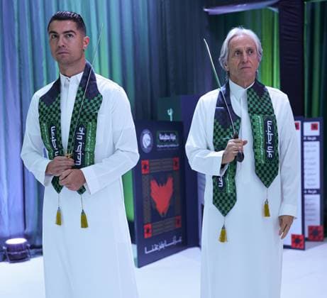 Ronaldo performs sword dance during Saudi Arabia’s National Day celebrations RIYADH, SAUDI ARABIA - SEPTEMBER 23: (----EDITORIAL USE ONLY - MANDATORY CREDIT - AL NASSR SAUDI CLUB HANDOUT - NO MARKETING NO ADVERTISING CAMPAIGNS - DISTRIBUTED AS A SERVICE TO CLIENTS----) Head coach Jorge Jesus (R) and Portuguese football star Cristiano Ronaldo (L) of Saudi Club Al Nassr attend the Saudi Arabia’s National Day on Sept. 23, in Riyadh, Saudi Arabia on September 23, 2025. Al Nassr Saudi Club Handout Anadolu Riyadh Saudi Arabia. Editorial use only. Please get in touch for any other usage.  Copyright: x2025xAnadoluxAlxNassrxSaudixClubx xHandoutx