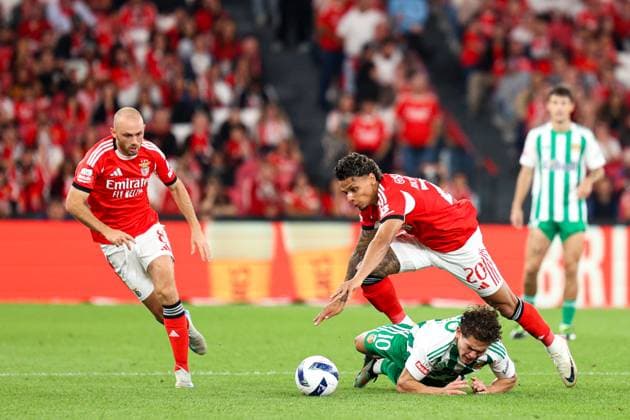 SL Benfica v Rio Ave FC - Liga Portugal BetClic 2025 2026 Medio defensivo colombiano do SL Benfica Richard Rios 20 durante a partida entre SL Benfica v Rio Ave FC, valida pela Liga Portugal BetClic 2025 2026 no Estadio Jose Alvalade, Portugal (Foto de Diogo Faria Reis Avant Sports) Lisboa Estadio da Luz Portugal Copyright: xDiogoxFariaxReis AvantxSportsx