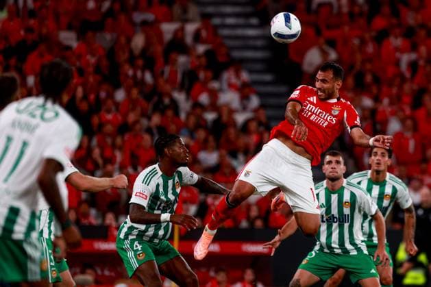 Estadio da Luz Vangelis Pavlidis of SL Benfica in action during the Primeira Liga match between SL Benfica and Rio Ave FC at Estadio da Luz on September 23, 2025 in Lisbon, Portugal. Liga Portugal Betclic - SL Benfica vs Rio Ave FC (Valter Gouveia SPP)  Copyright: xValterxGouveia SPPx spp-en-VaGo-VG_L2495
