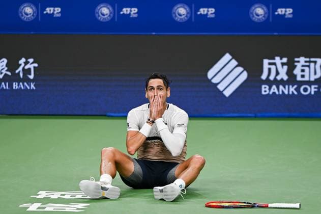 CHENGDU, CHINA - SEPTEMBER 23: Alejandro Tabilo of Chile celebrates after winning the Men s Singles final match against Lorenzo Musetti of Italy on Day 8 of 2025 ATP, Tennis Herren Chengdu Open at Sichuan International Tennis Centre on September 23, 2025 in Chengdu, Sichuan Province of China.  Copyright: xVCGx 111592815165