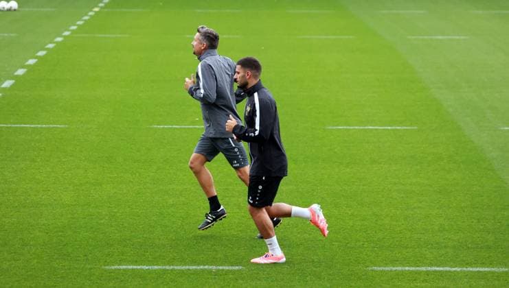20.09.25 VfB Stuttgart Training Deutschland, Stuttgart, 24.09.2025, Fussball, Bundesliga, VfB Stuttgart Training: Deniz Undav.