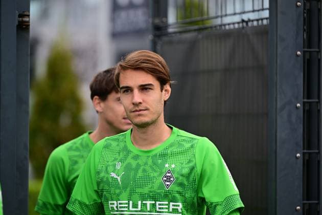 24.09.2025; Moenchengladbach; Fussball, Herren, Saison 2025 2026, Training Borussia Moenchengladbach Florian Neuhaus (Gladbach) DFL regulations prohibit any use of photographs as image sequences and or quasi-video. Borussia-Park NRW Deutschland