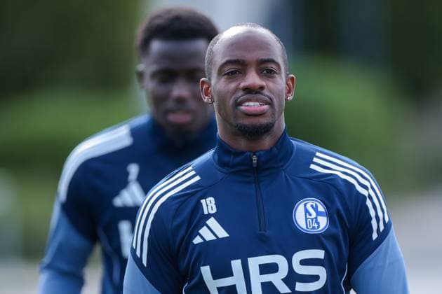 24.09.2025, Fussball, Saison 2025 2026, Training FC Schalke 04, Christopher Antwi-Adjei (FC Schalke 04), Gelsenkirchen Trainingsgelände FC Schalke 04 NRW Deutschland xRHR-FOTO YYx Copyright: RHR-FOTOx RHR-FOTO YY