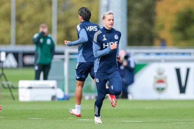 24.09.2025, Fussball, Saison 2025 2026, Training FC Schalke 04, Finn Porath (FC Schalke 04), Gelsenkirchen Trainingsgelände FC Schalke 04 NRW Deutschland xRHR-FOTO YYx Copyright: RHR-FOTOx RHR-FOTO YY