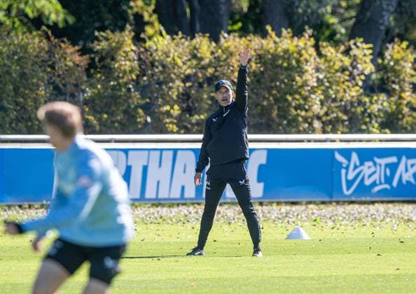 Fussball, Herren, Saison 2025 26, 2. Bundesliga, Hertha BSC, Training, Trainer Stefan Leitl (Hertha BSC), 24.09. 2025, Copyright: xSebastianxRäppold MatthiasxKochx