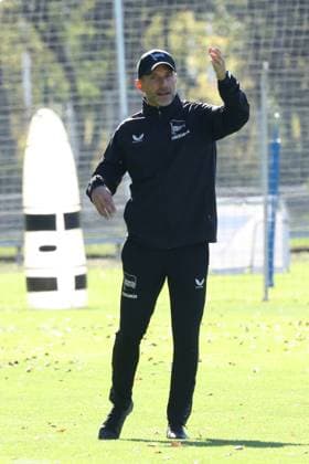 DEU, DFL, 2. FBL Hertha BSC, Training, 24.09.2025, Sportforum, Berlin, DEU, DFL, 2. FBL Hertha BSC, Training, im Bild Cheftrainer Stefan Leitl (Hertha BSC Berlin) DFL - regulations prohibit any use of Photographs as image sequences and or quasi-video