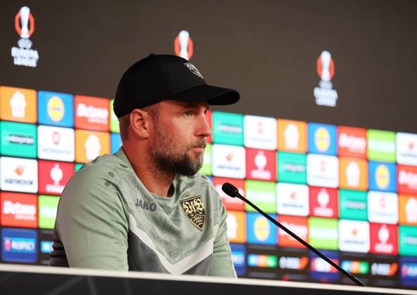 24.09.2025, Deutschland, Stuttgart, Fußball UEFA Europa League, VfB Stuttgart Pressekonferenz, VfB Trainer Sebastian Hoeneß