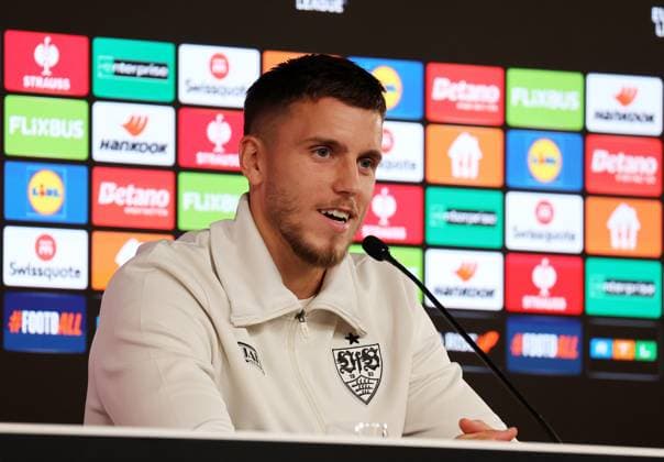 24.09.2025, Deutschland, Stuttgart, Fußball UEFA Europa League, VfB Stuttgart Pressekonferenz, Ermedin Demirovic (VfB)