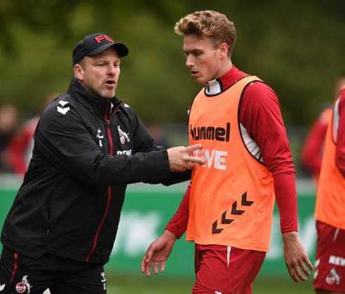 24.09.2025, xophax, Fussball , 1.FC Köln 1.FC Köln, Fussball-Bundesliga Saison 2025 2026 , Training Trainer Lukas Kwasniok , links und Sebastian Sebulonsen, rechts (DFL DFB REGULATIONS PROHIBIT ANY USE OF PHOTOGRAPHS as IMAGE SEQUENCES and or QUASI-VIDEO) Köln